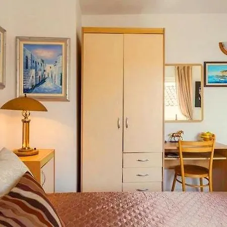 Sea Star Apartment