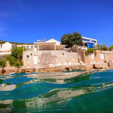 Sea Star Apartment *