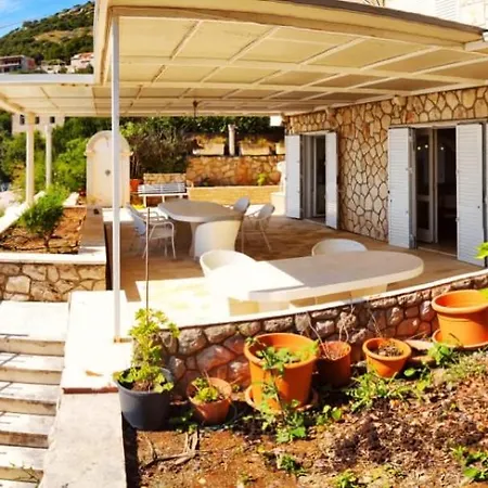 Sea Star Apartment