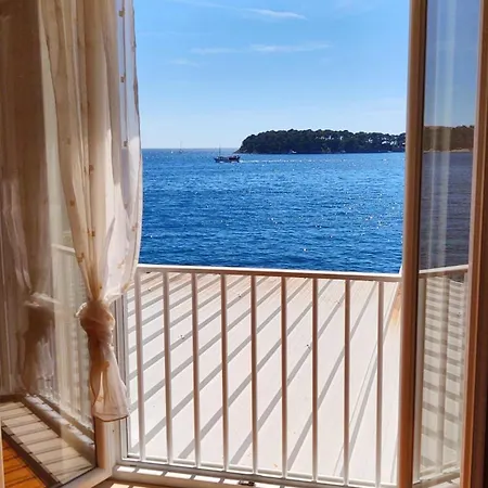 Sea Star Apartment *