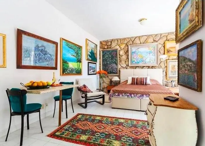 Sea Star Apartment *